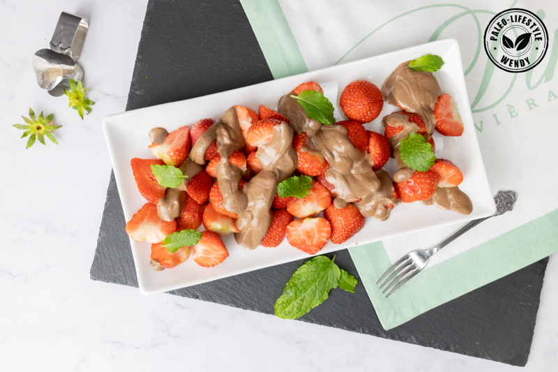 Paleo recept - aardbeien met chocoladesaus